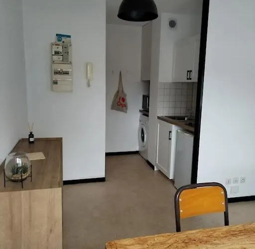 Ephemere - Ideal Couple - Centre بو